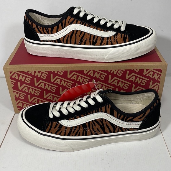 Vans Other - Vans Style 36 Decon Sf Animal stripes black marshmallow ultra Cush